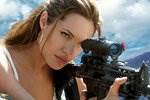 Angelina Jolie to Star in Luc Besson Sci-Fi Thriller