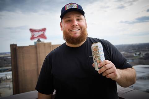 Luke Combs Raises a Toast to Music, Fans & Miller Lite at Lollapalooza