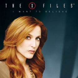 X-Files Star Gillian Anderson Holds Charity Auctions on eBay fetchpriority=