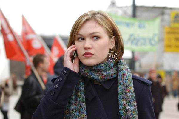 Julia Stiles Confirmed for Next Bourne Identity Film