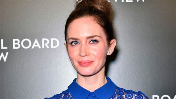 Emily Blunt Set to Star in Mary Poppins Returns