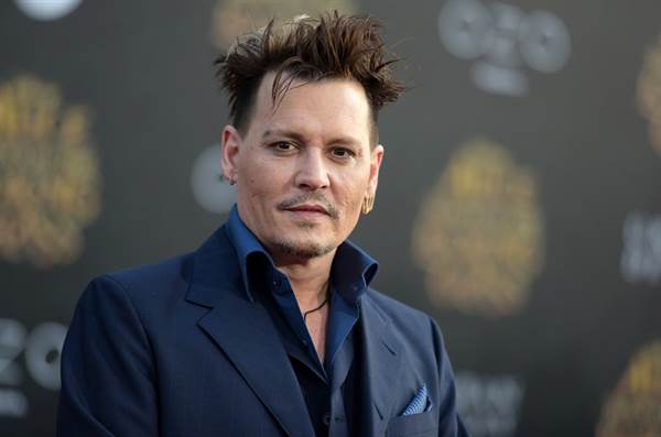 Johnny Depp Joins Cast of first of four “Fantastic Beasts” Sequels