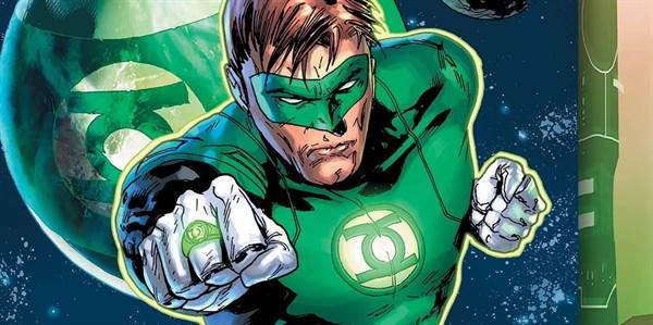 Warner Bros. Moving Ahead with Green Lantern Film