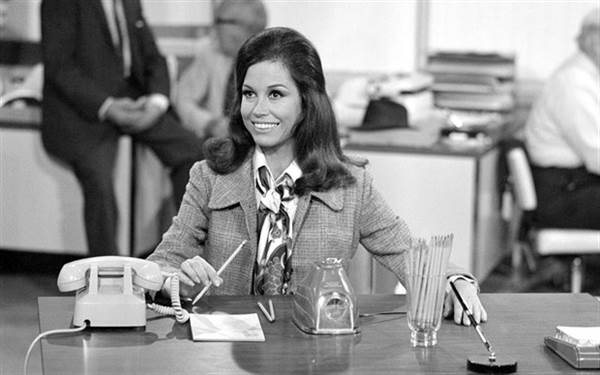 Television Icon Mary Tyler Moore Dies at Age 80