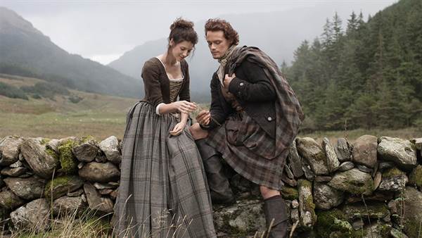 Starz Renews Outlander for Seasons 5 and 6