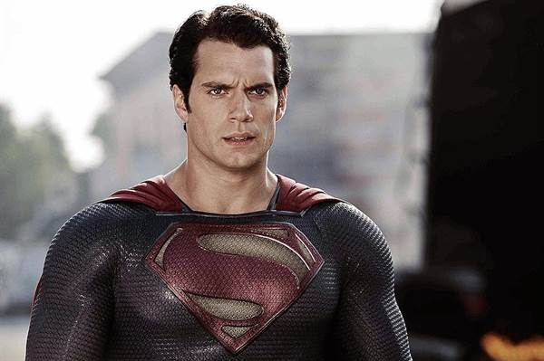 Henry Cavill May Need to Part Ways with Warner Bros. After Superman Put on Hold