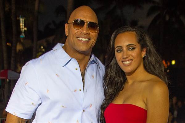 Dwayne Johnson's Red Notice Release Delayed 5 Months