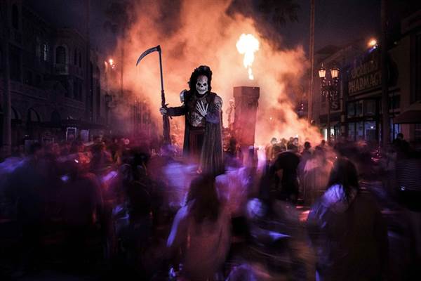 Halloween Horror Nights to Debut Earlier Than Ever in 2019
