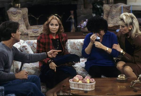 Who's The Boss Star Katherine Helmond Dies at 89