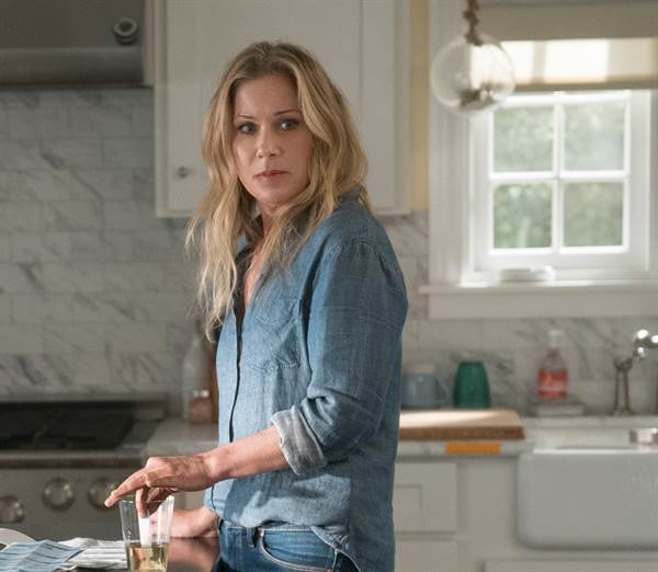 Christina Applegate Diagnosed with Multiple Sclerosis