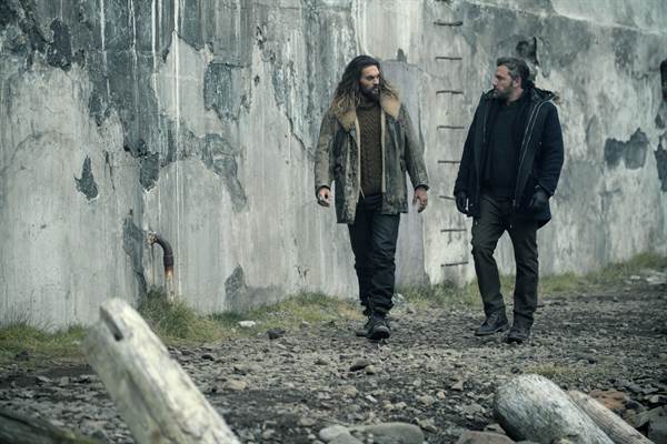 Jason Momoa Gushes About Reunion with Affleck in Aquaman fetchpriority=