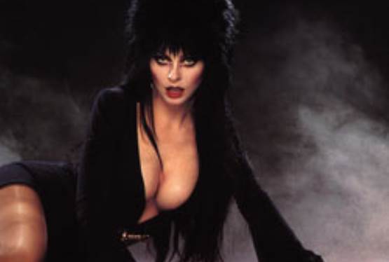 Elvira Returns To Florda for Screamfest 2008