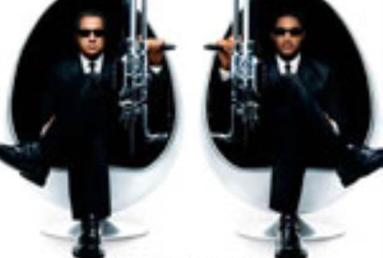 Script Rewrites Delay "Men In Black III" Production