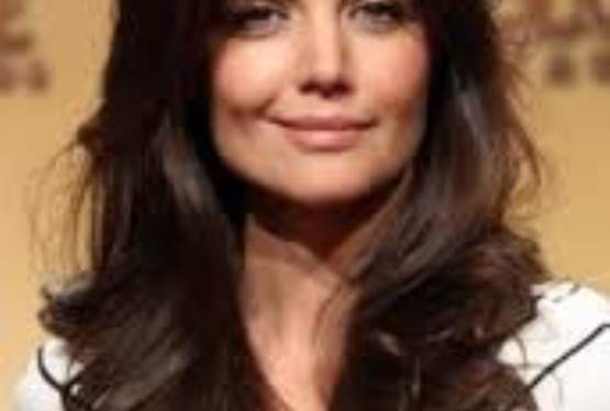 Katie Holmes Keeps Busy Amidst Divorce Proceedings
