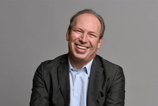 Hans Zimmer to Retire from Superhero Film Work