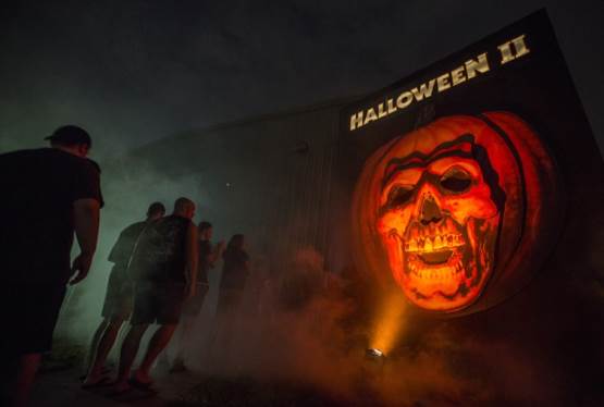 Universal Orlando's Halloween Horror Nights 26 Scares Up Insane Thrills