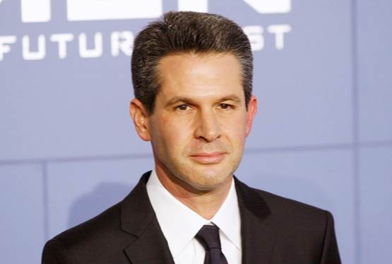 Simon Kinberg Set to Direct X-Men: Dark Phoenix