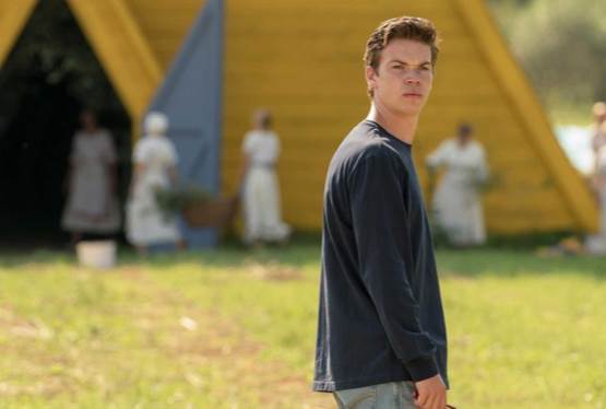 Will Poulter Cast as Lead in Amazon's Lord of the Rings Series