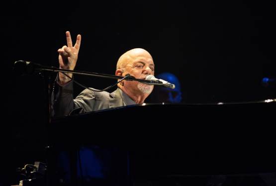 Billy Joel Postpones Tour Due to Brain Condition, Undergoes Therapy
