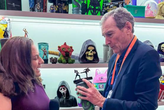 SnapCo CEO Reveals How Popcorn Buckets Became Big Business for Movie Theaters
