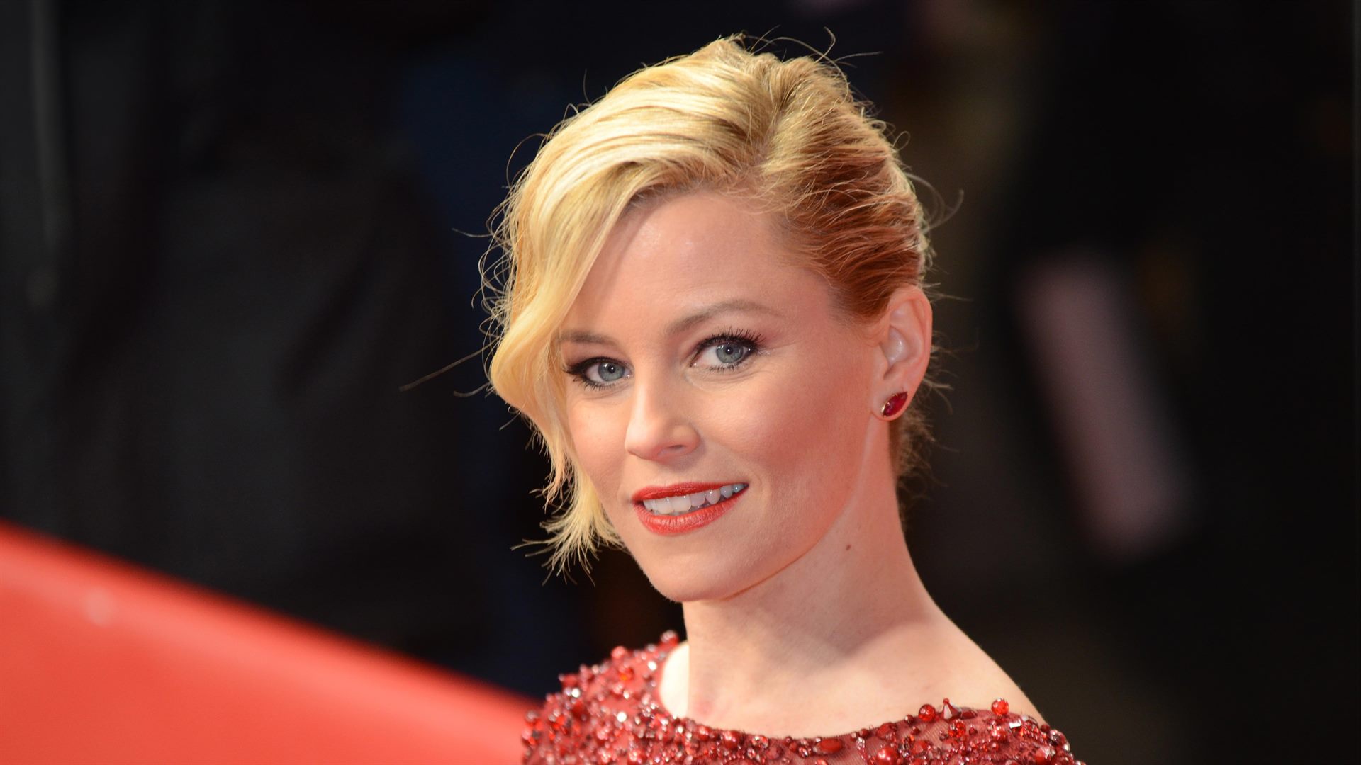 Elizabeth Banks to Star as Ms. Frizzle in Live-Action Magic School Bus Movie