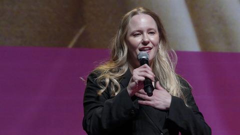 Deauville 2026: Kelly O'Sullivan and Leah Nelson Lead a Sunday of Memory, Friendship and Family