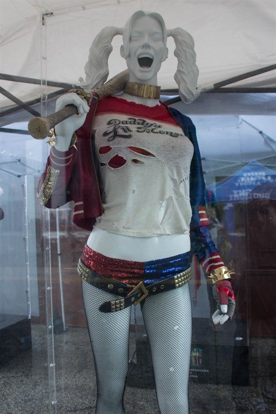 Warner Bros. Provides Fans The Opportunity to Experience Suicide Squad Visually and Virtually