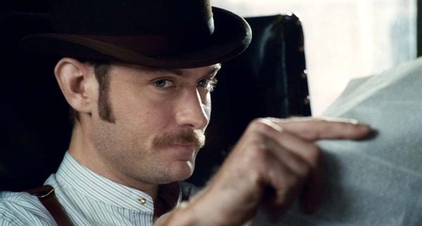 Jude Law Cast as Young Dumbledore in Fantastic Beasts Sequel