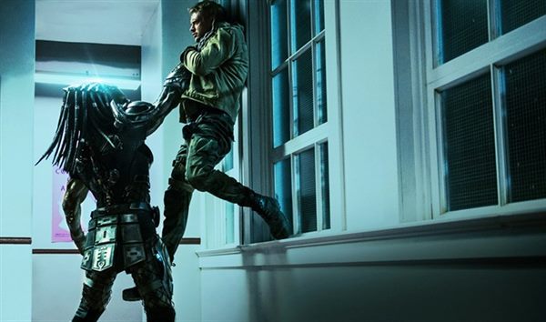 The Predator Panel Takes Stage at Comic-Com
