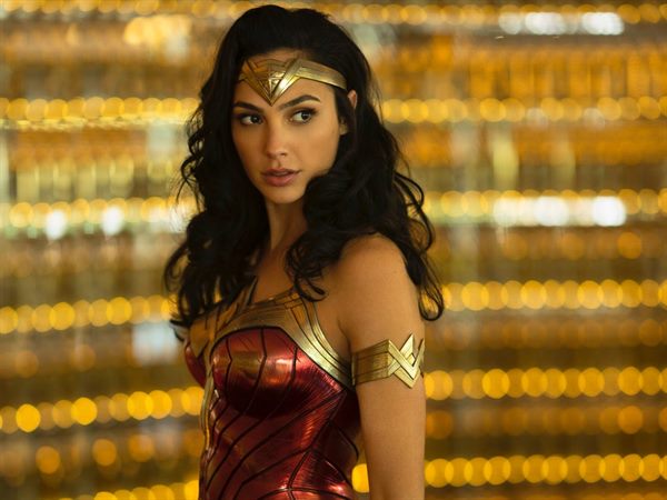 Wonder Woman 1984 Delayed Until Christmas