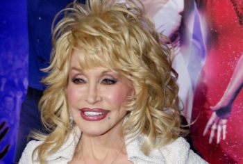 News: Dolly Parton, Country Music Legend and 9 to 5 Star, Dies at 80