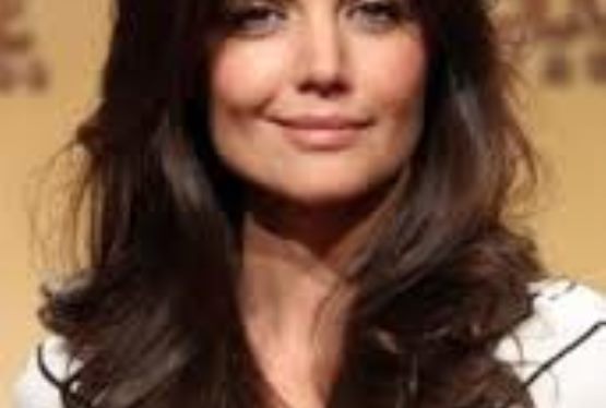 Katie Holmes Keeps Busy Amidst Divorce Proceedings