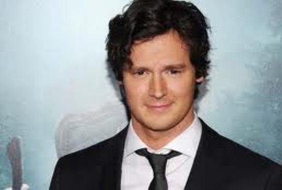 Benjamin Walker to Star in HBO's The Missionary