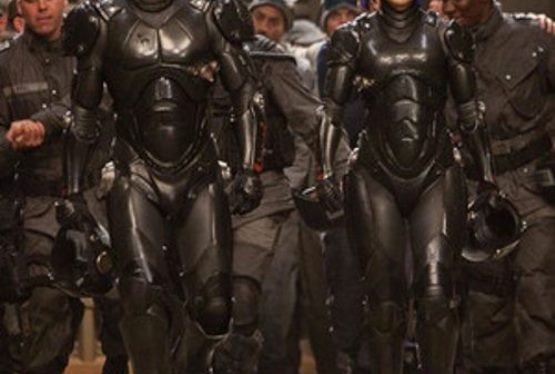 Guillermo del Toro to Release Pacific Rim Sequel as Well as Third Film