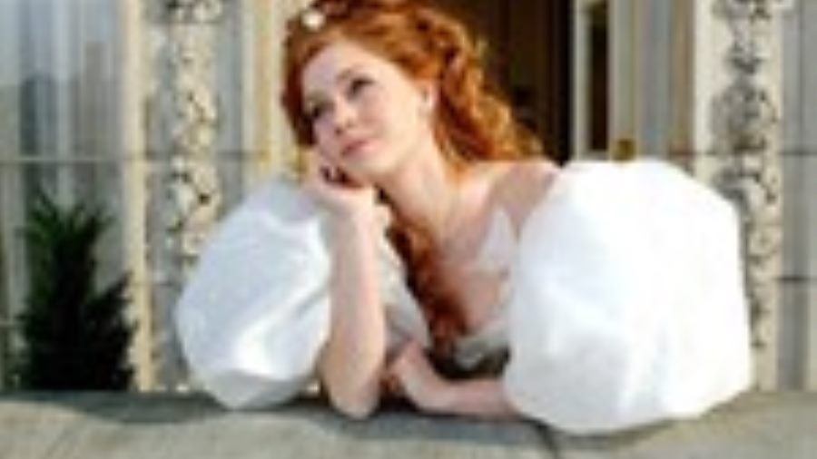 Amy Adams to Play Lois Lane in "Superman"