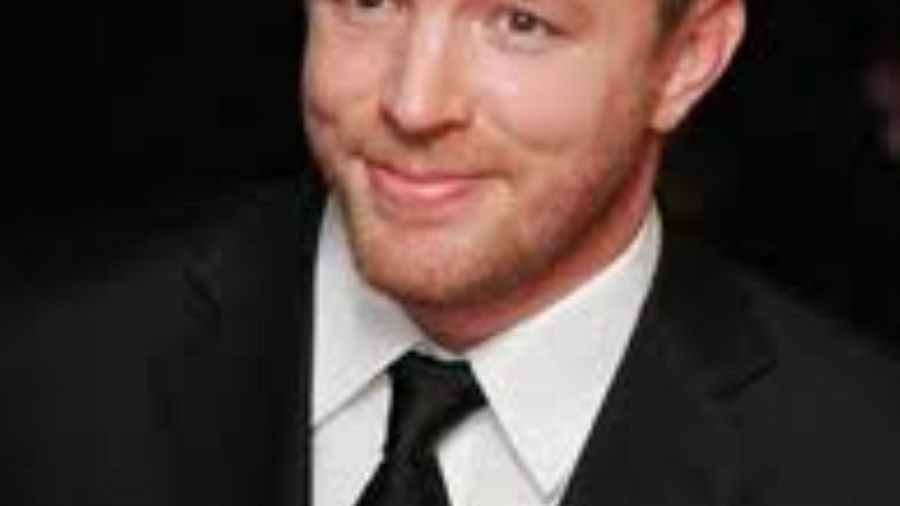 Guy Ritchie to Direct Treasure Island
