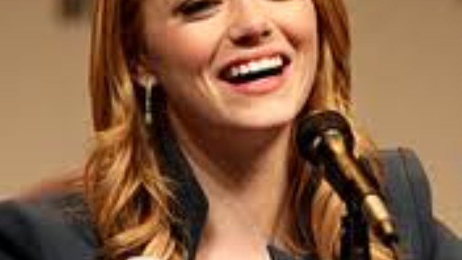 Spider-Man's Emma Stone Says Gwen Stacy Should Die