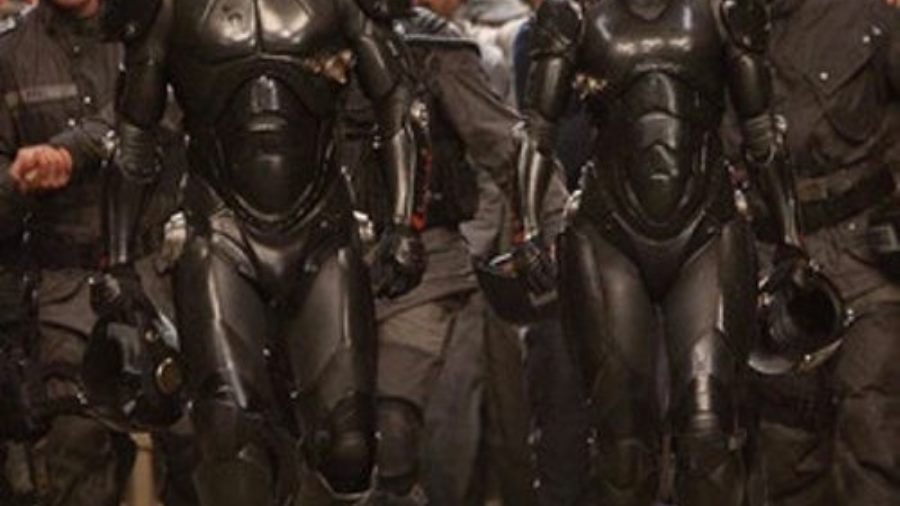 Guillermo del Toro to Release Pacific Rim Sequel as Well as Third Film