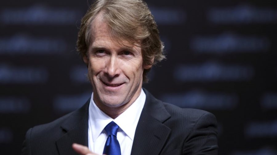 Michael Bay Confirms His Return for Transformers 5