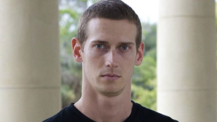 Walking Dead Stuntman Dies After Fall On Set