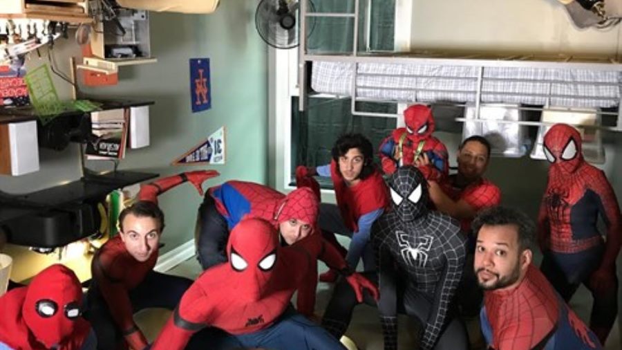 Spider-Man “Hangs Out” at New York Comic Con 2017
