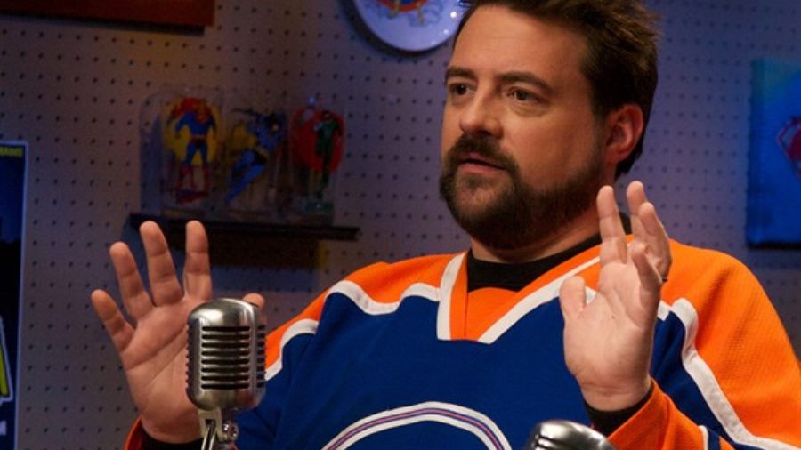 Kevin Smith Suffers Massive Heart Attack