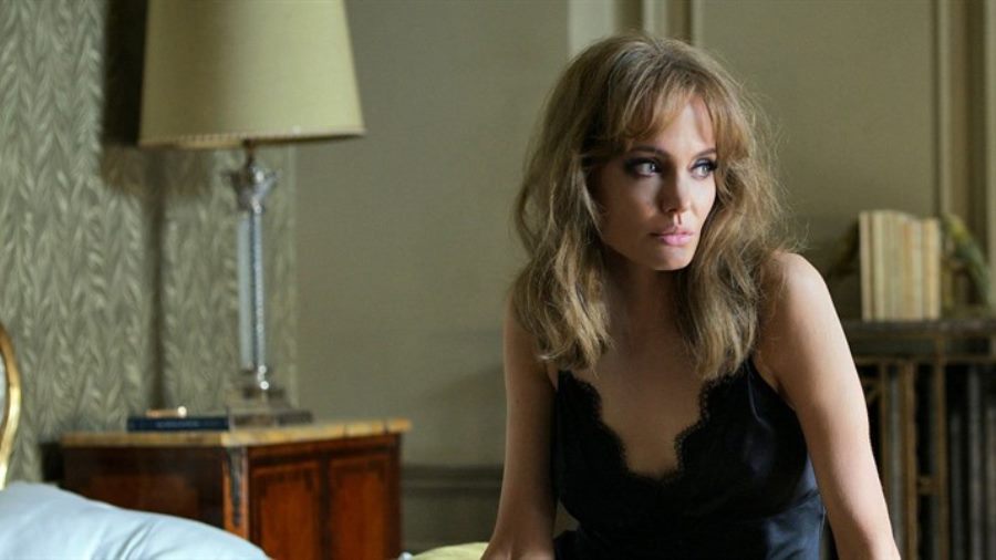 Angelina Jolie In Talks for Marvel's The Eternals