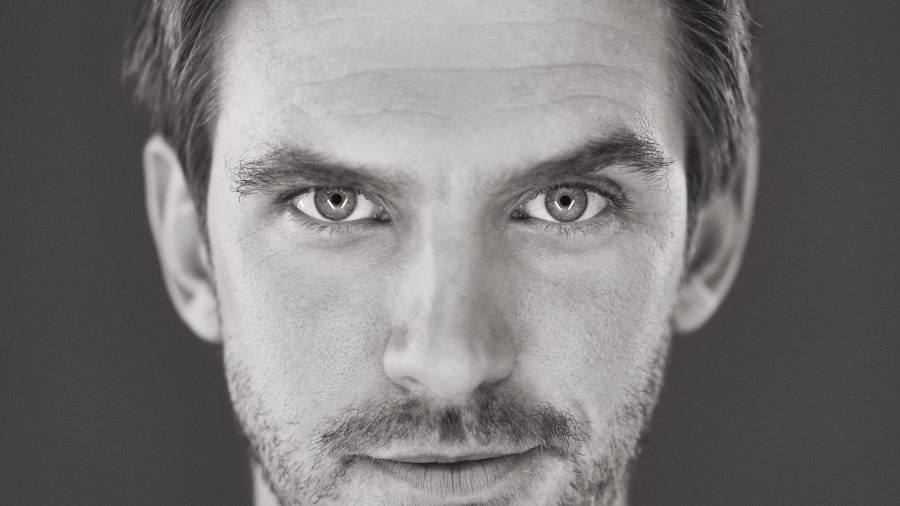 Dan Stevens to Receive CinemaCon Award of Excellence in Acting