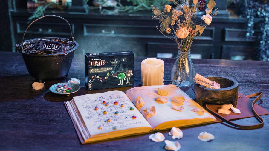 M&M'S Amas Veritas Spell and Snack Pack Delights Practical Magic Fans