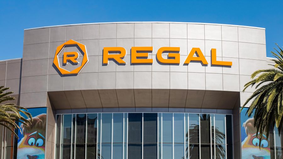 Regal Cinemas Backs Paramount-Warner Bros. Discovery Merger