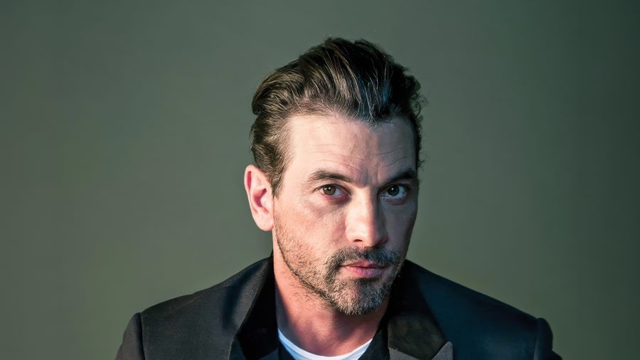 Skeet Ulrich Talks Scream and Stepping Into Angry Orchard Video, Interview