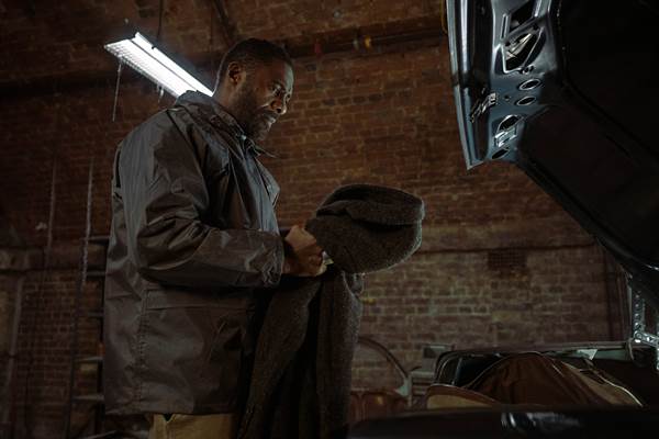 Luther: The Fallen Sun © Netflix. All Rights Reserved.