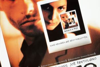 Movie Vault poster for Memento