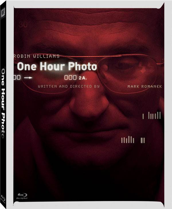 One Hour Photo (2002) Blu-ray Review